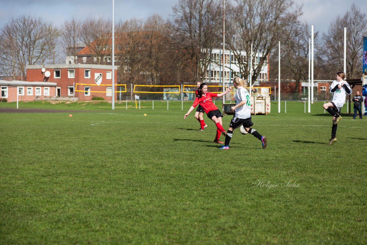 Bild 100 - C-Juniorinnen Kieler MTV -  MTSV POlympia Neumuenster : Ergebnis: 1:0